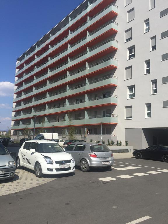 Apartment Sola Загреб Экстерьер фото