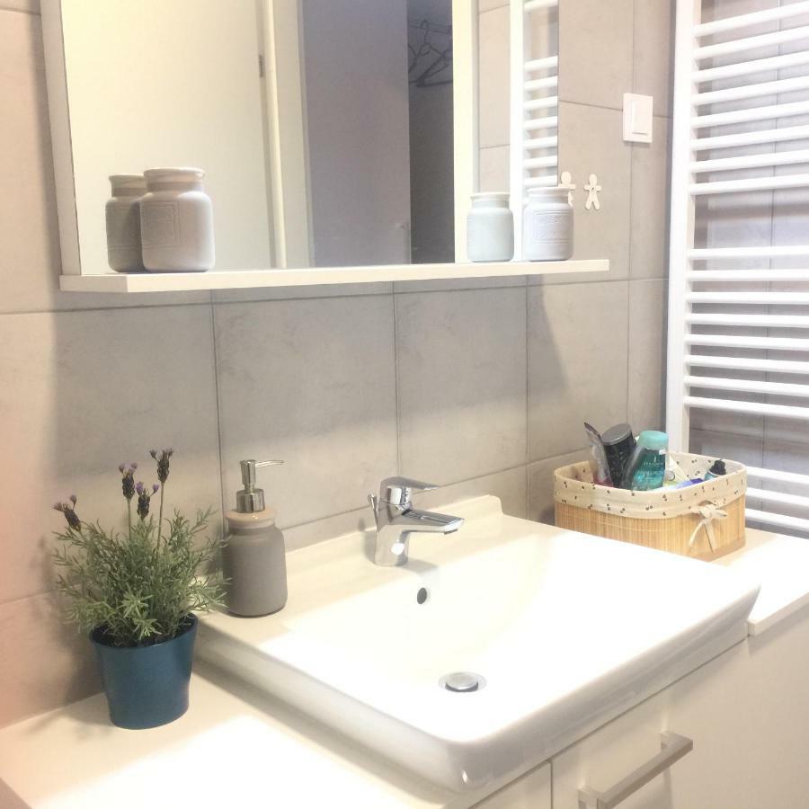 Apartment Sola Загреб Экстерьер фото